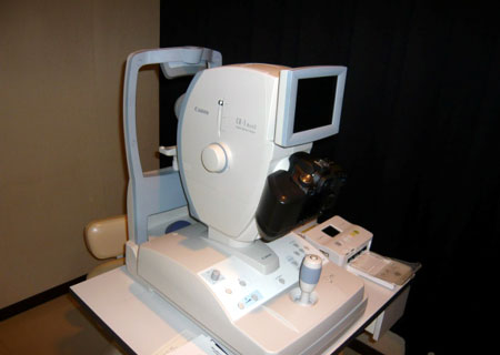 眼底検査機器